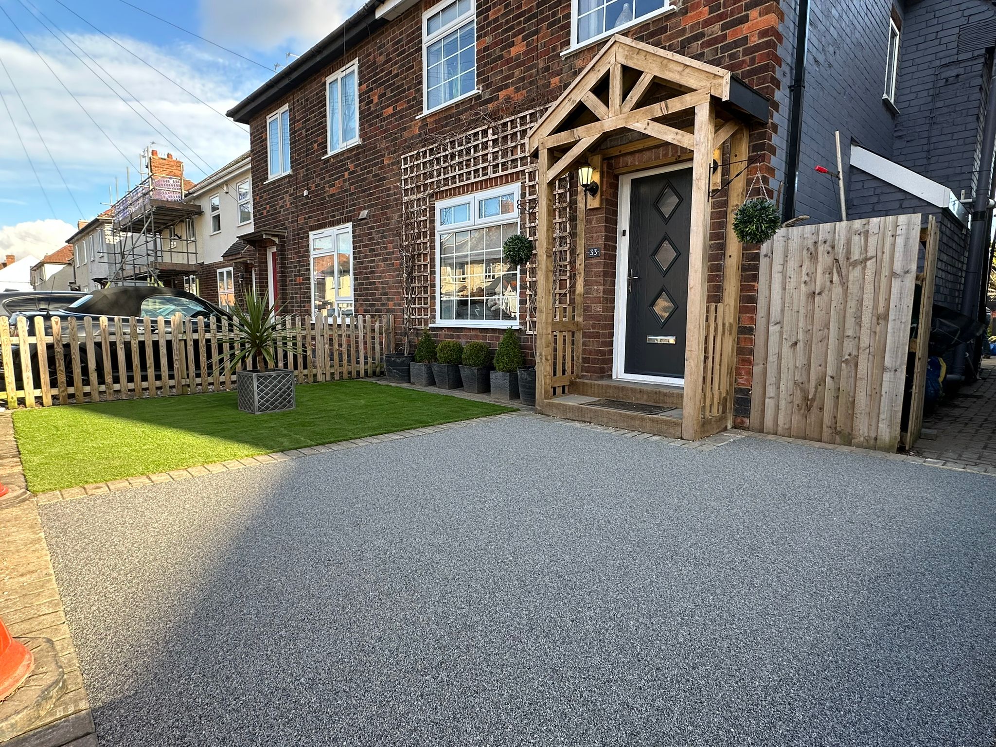 Pinecroft Landscaping team complete a resin driveway in Derby